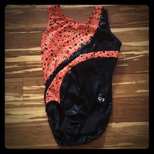 Gymnastics leotard
