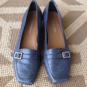 Naturalizer navy leather flats