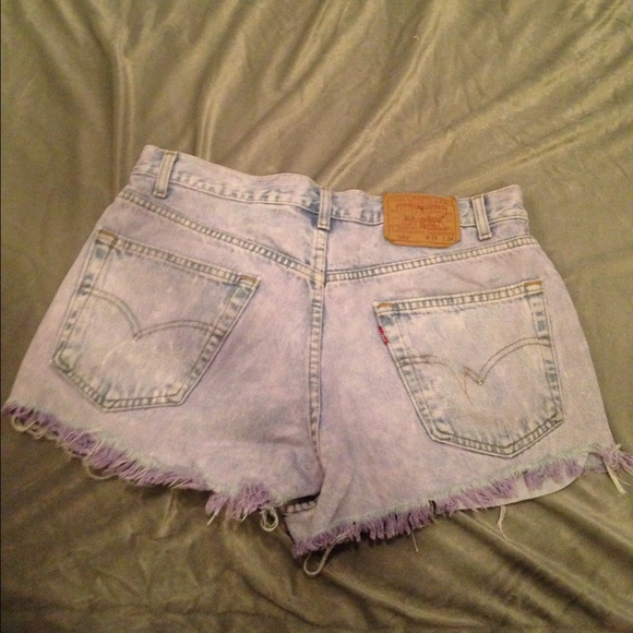 Levi's high waisted shorts - Picture 2 of 2