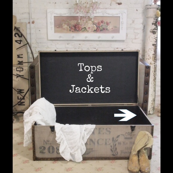 Tops & Jackets - Picture 1 of 1