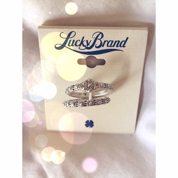 Adorable ring set