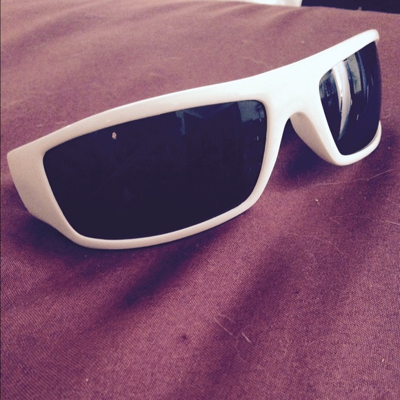 White Locs Sumer Sunglasses
