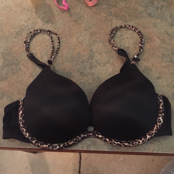 Cute cheetah bra :)