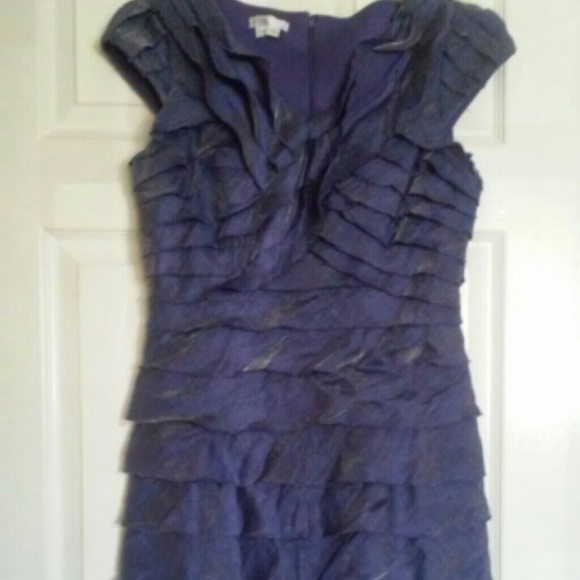 Dress - Picture 2 of 3