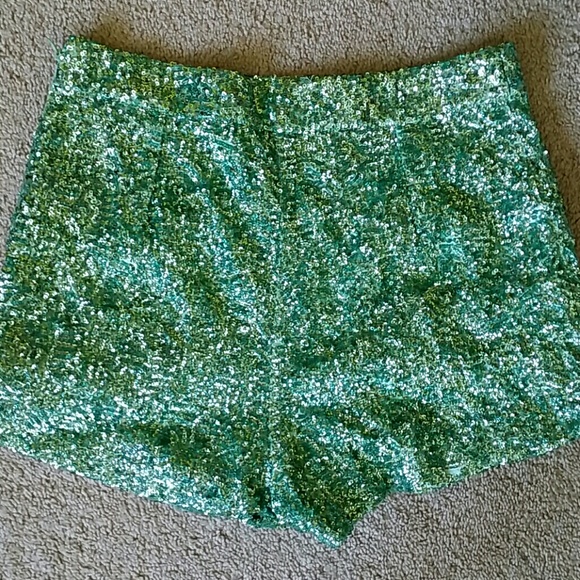 AKIRA high waisted shorts!!!