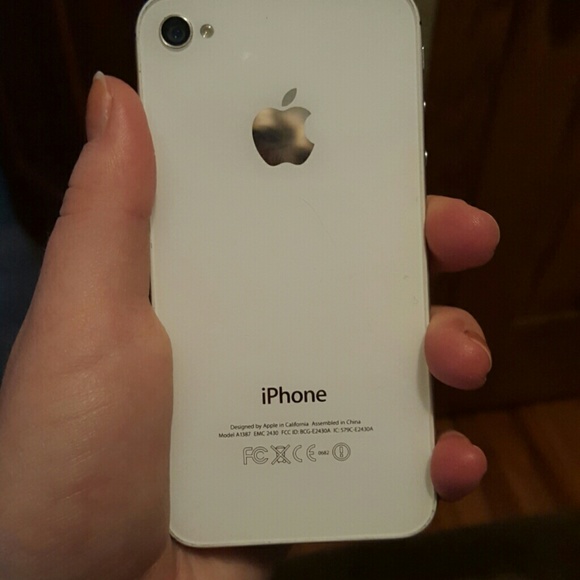 IPhone 4s 16g - Picture 3 of 3