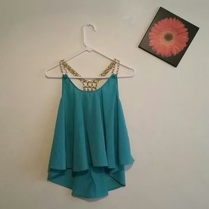 ✔(TRADED)❌🚫Lovely  green Top with chain straps