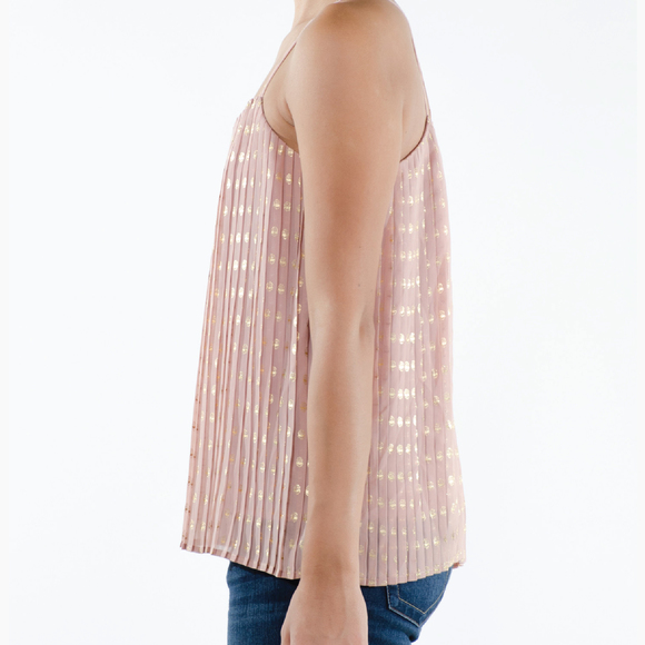 AMAZING DUSTY ROSE PLEATED TOP - Picture 2 of 3