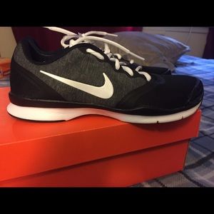 Women's Nike sneakers