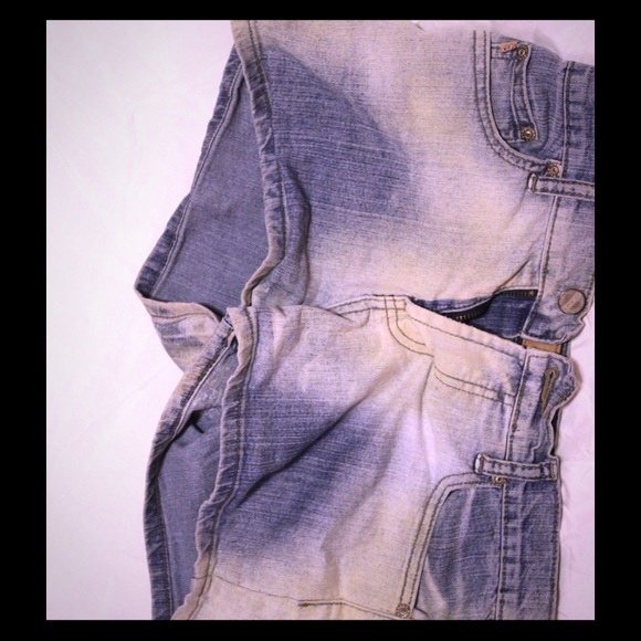 White wash jean shorts
