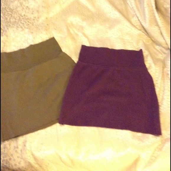 American Apparel Mini Skirt Green Small ⭐️💕 - Picture 2 of 2