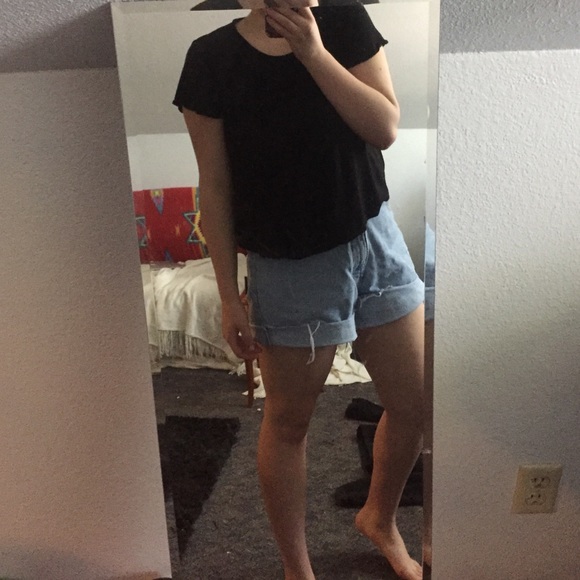 Loose-fitting black tee