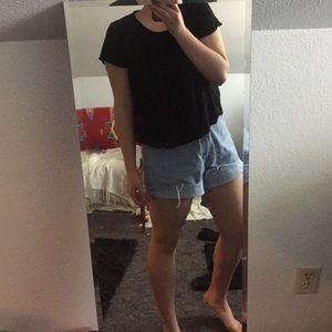 Loose-fitting black tee