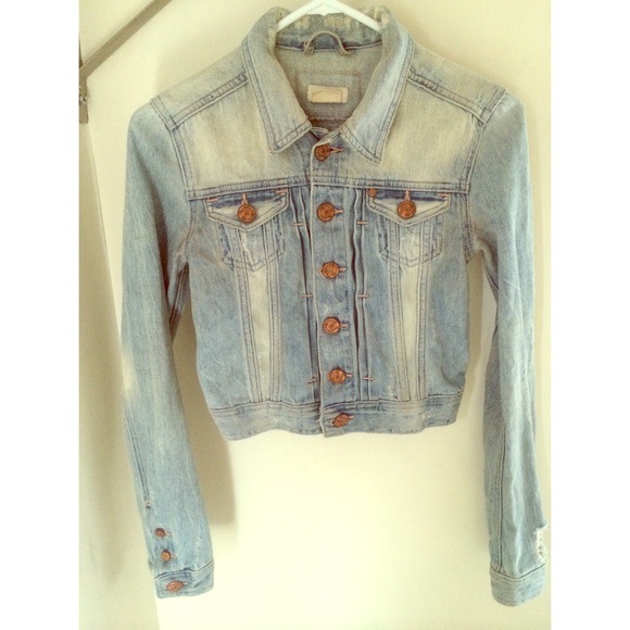 Distressed Light Wash Denim Jean Jacket (NOT CROP)