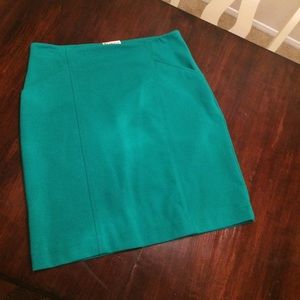 Kelly green pencil skirt