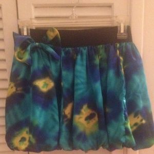 Im selling a skirt
