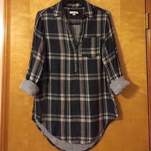 Aerie Plaid Tunic bundled with American eagle tank