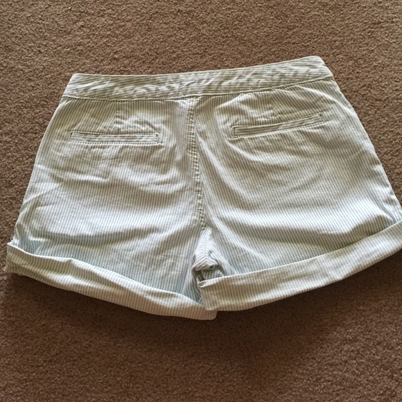 Striped gap shorts - Picture 3 of 3
