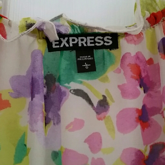 Express floral top - Picture 2 of 3