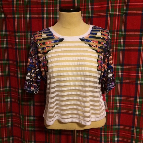 NWT Xhilaration Crop Top