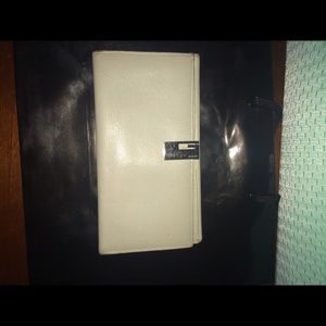 VINTAGE GUCCI WALLET GREY IN GREAT CONDITION