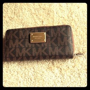 Michael Kors wallet