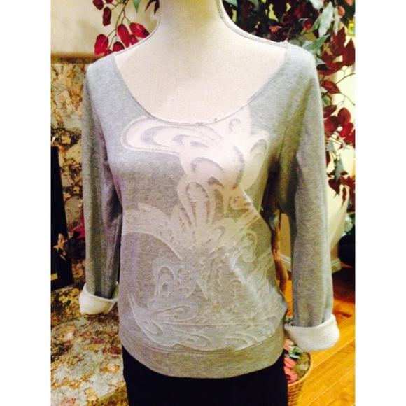 American Rag Grey Top - Picture 3 of 3