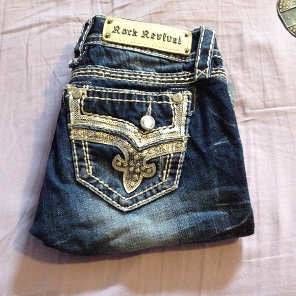 Rock Revival shorts