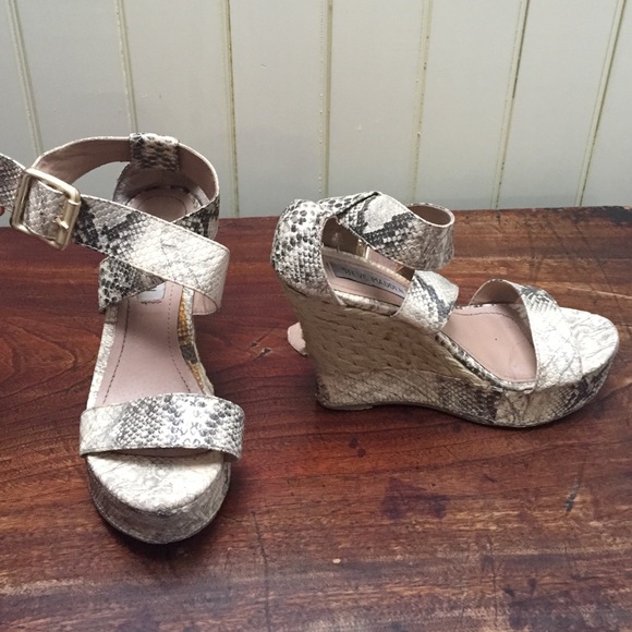 Steve Madden Espadrille Wedge