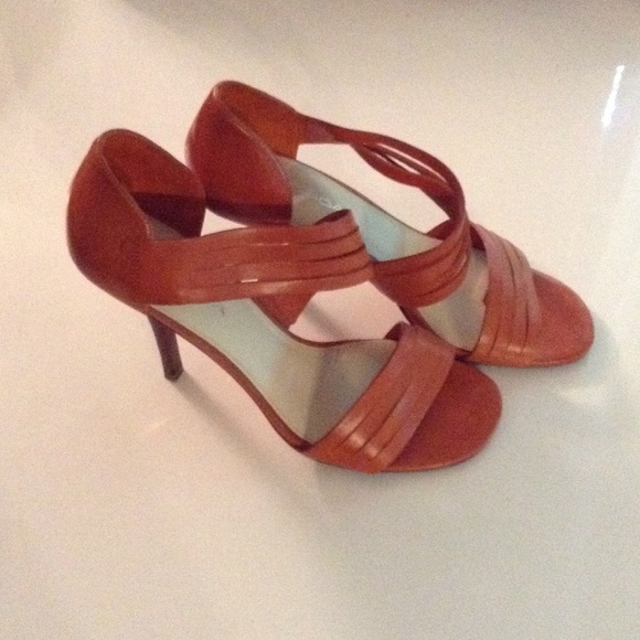 Orange, leather Via Spiga strappy stilettos sz 6.5