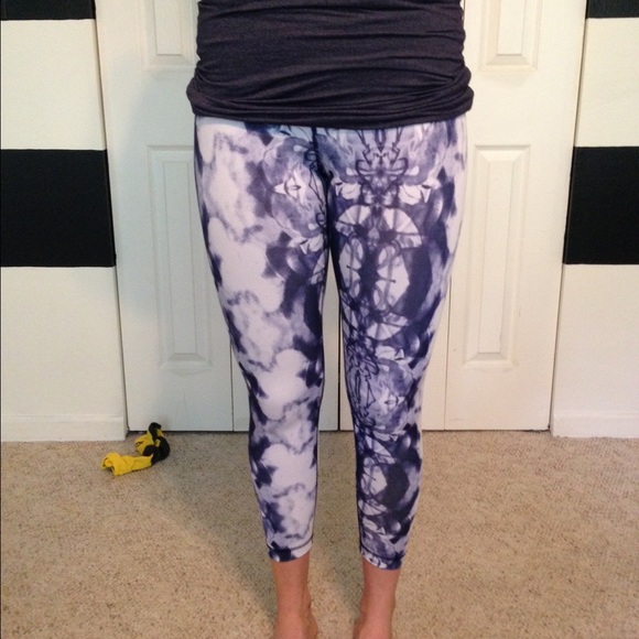 Lululemon running yogas