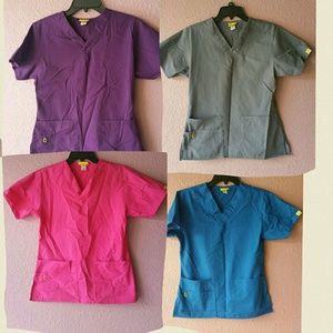 Wink Scrub bundle (4 sets )