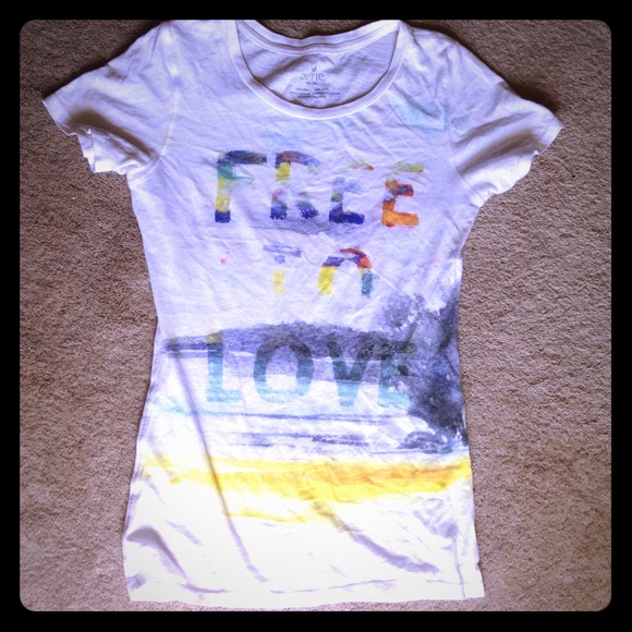 White "Free to Love" Graphic Print Shirt
