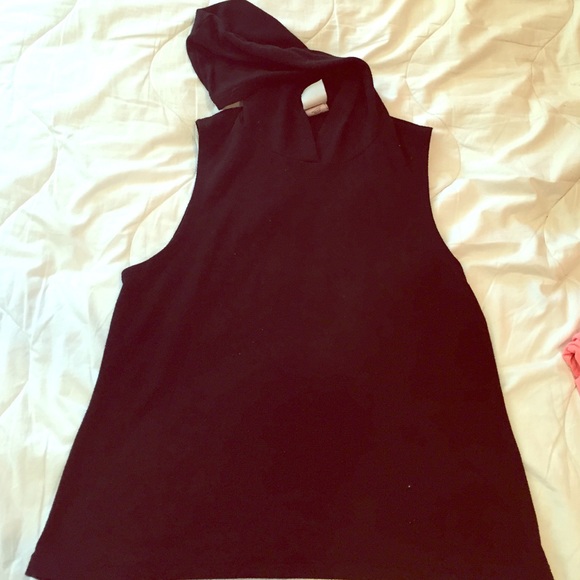 Tops - Sleeveless Black Hoodie 💀