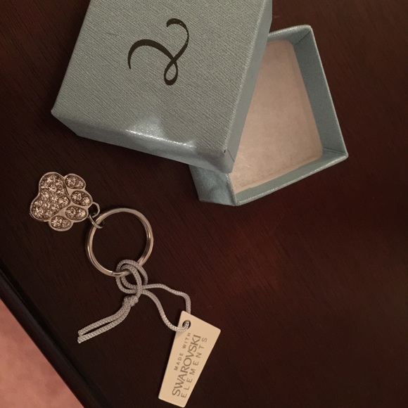 NWT Touchstone Crystal paw keychain