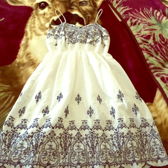 White Dress with blue Paisley