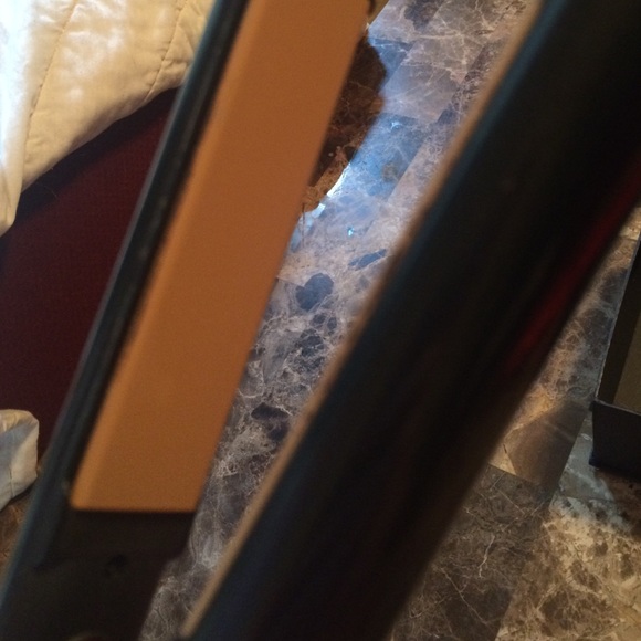 CHI G2 hairstyling iron
