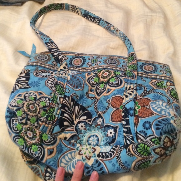 Vera Bradley purse! - Picture 3 of 3