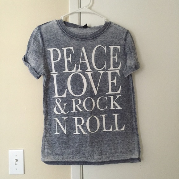 Forever 21 graphic tee