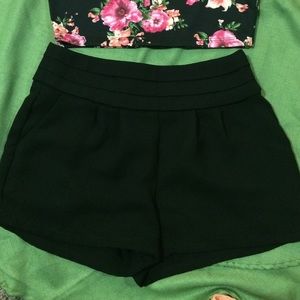 🆕🆕black shorts 🆕🆕forever 21