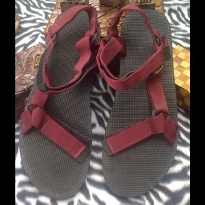 ☀️Teva for Men Size 12☀️