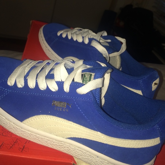 White and blue Puma suede, size 6 (boys)