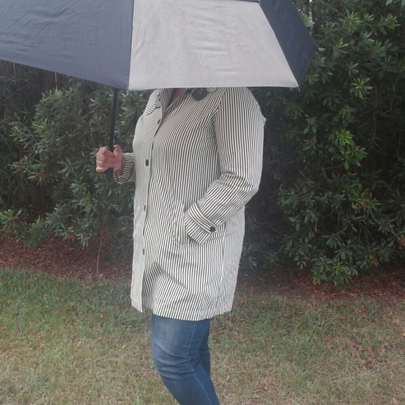 Beautiful Ralph Lauren rain coat