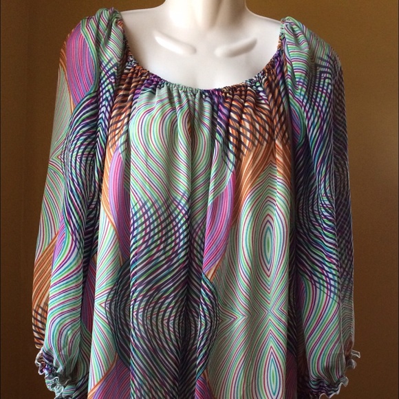 Beautiful Loose Fitting Long Sleeve Dress