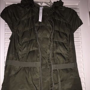Lululemon camo vest
