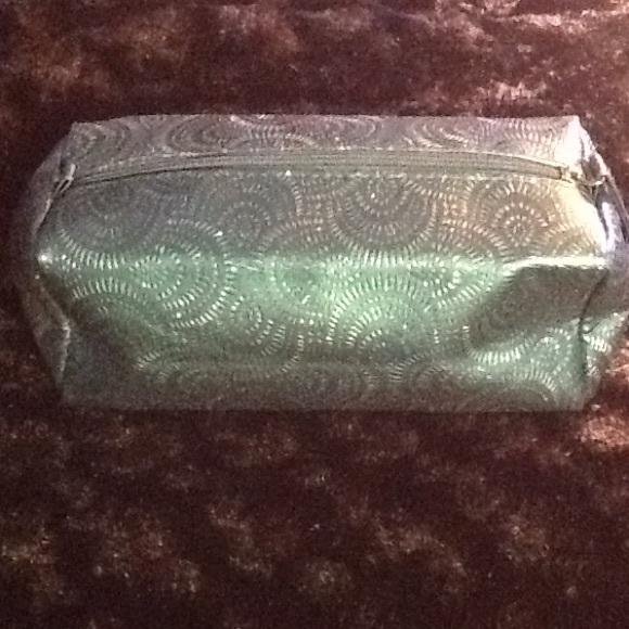 AVON Small makeup bag