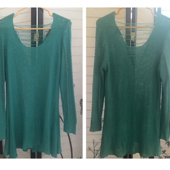 Womens Knitted Turquoise Top