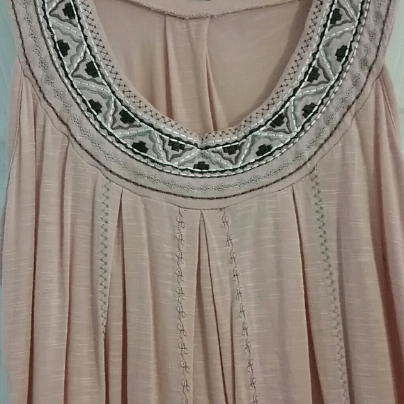 Beautiful pink tank - Picture 2 of 3