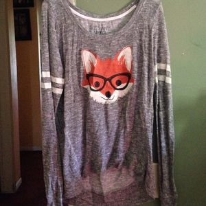 A Loose-Fitted long sleeve shirt!☀️