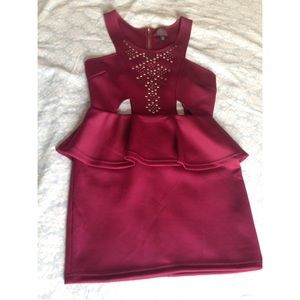 NWOT- 2b (Bebe) Dress size Large